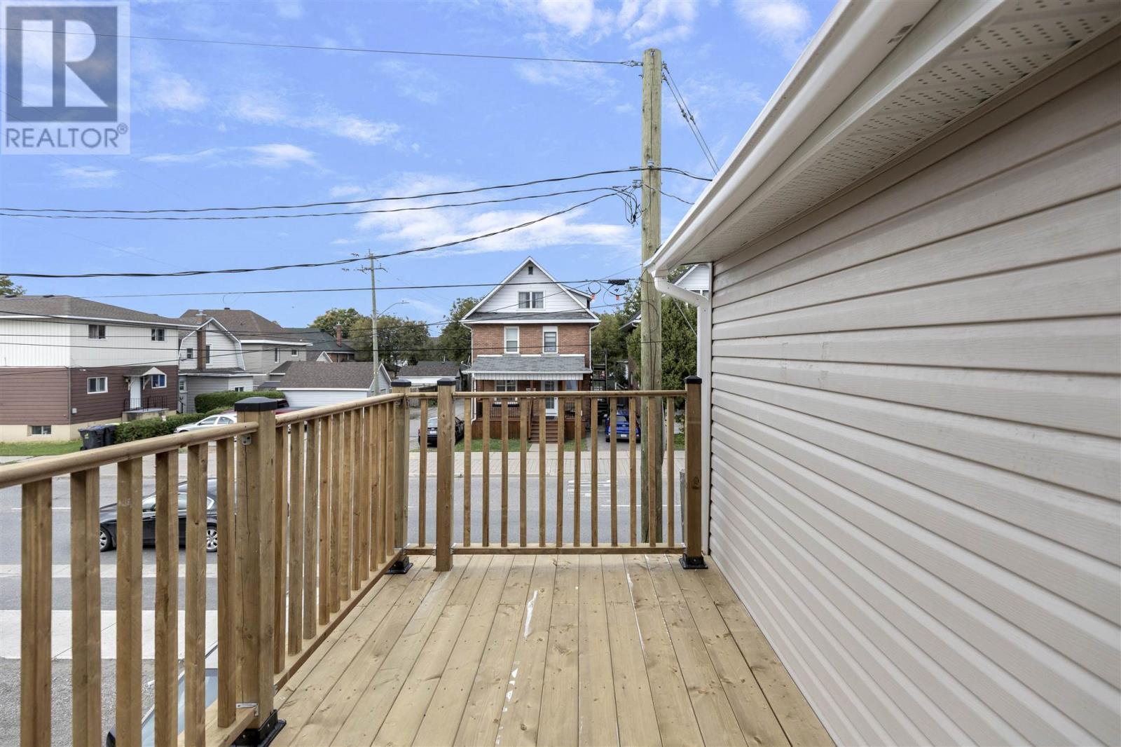 168 Andrew St Property Photo 4