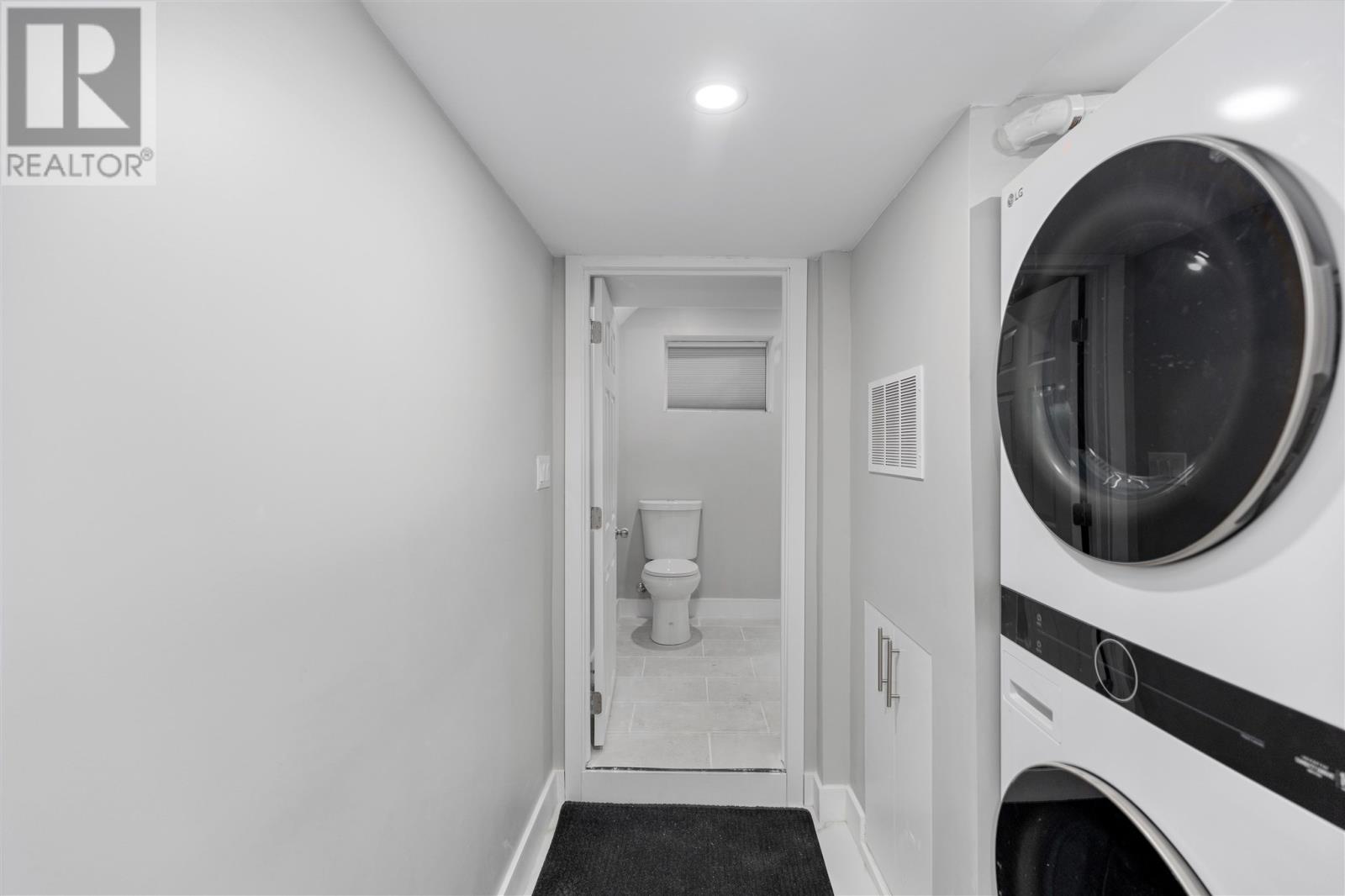 168 Andrew St Property Photo 13