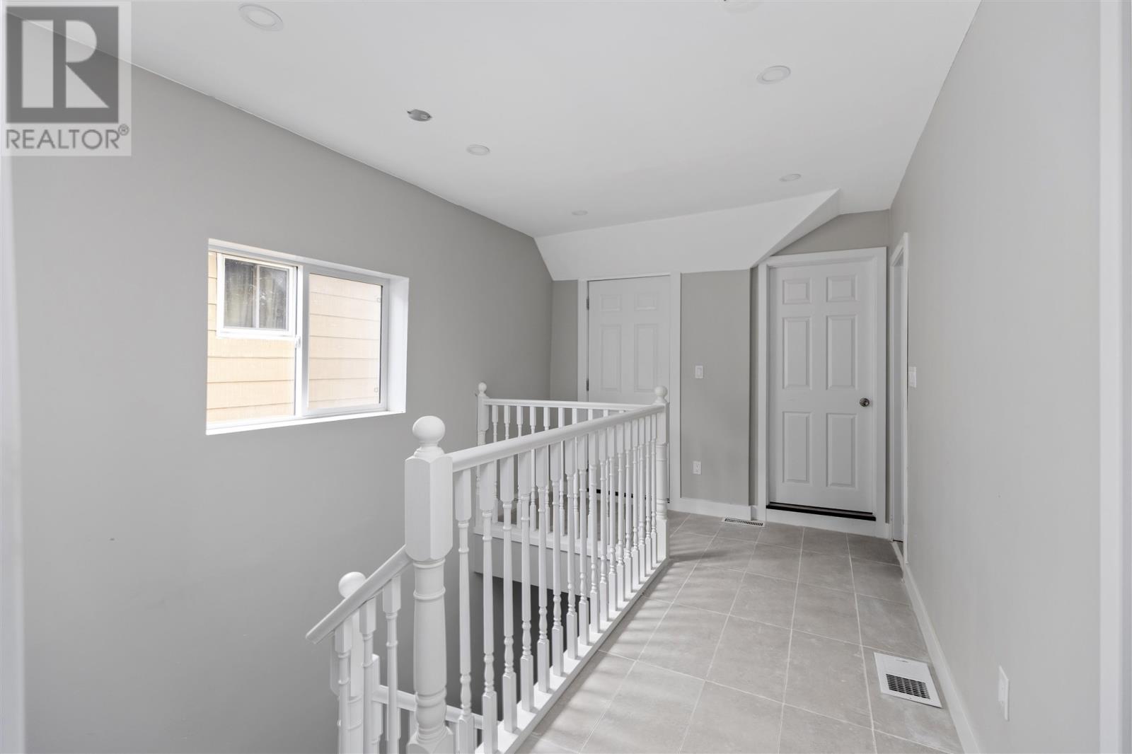 168 Andrew St Property Photo 14