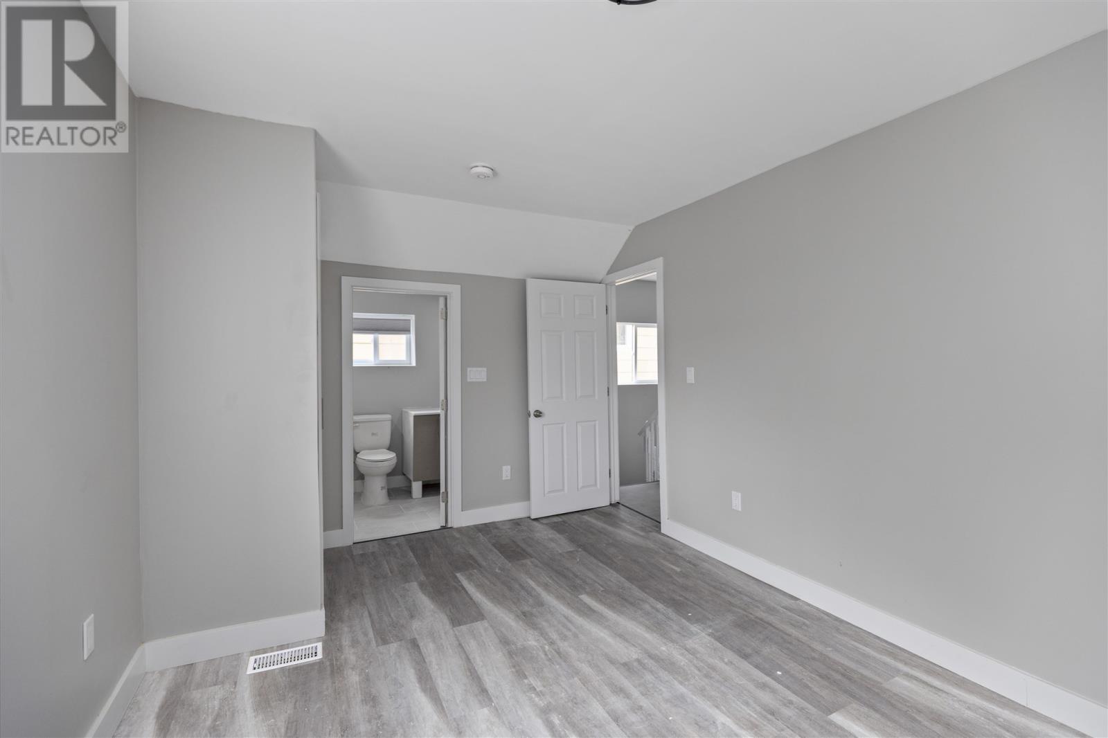 168 Andrew St Property Photo 18
