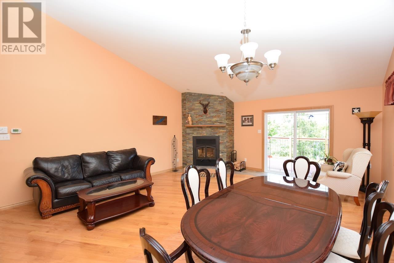 539 Leisure Bay Rd Property Photo 7