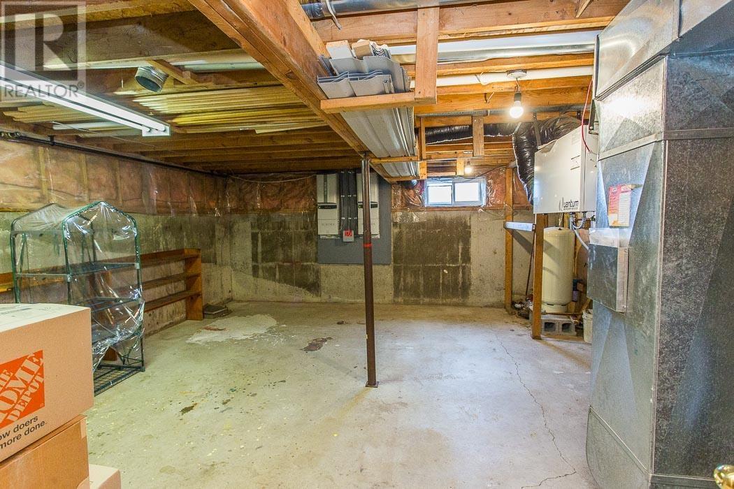 736 Pioneer Rd Property Photo 26