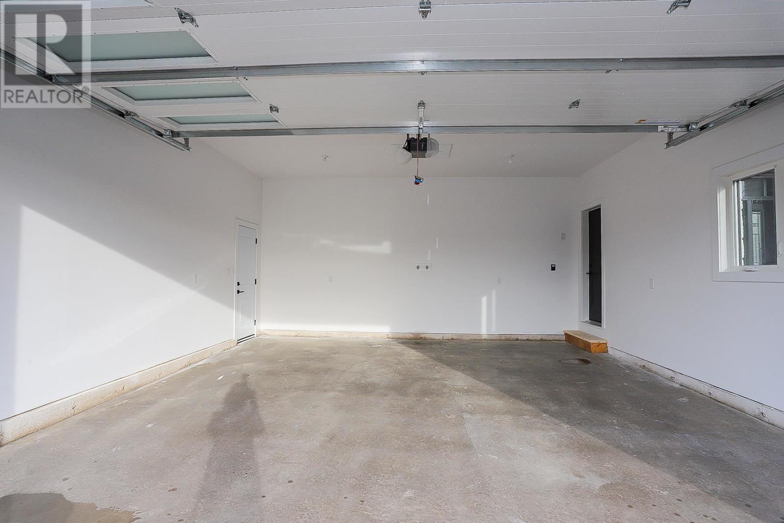 7 Noah Dr Property Photo 11