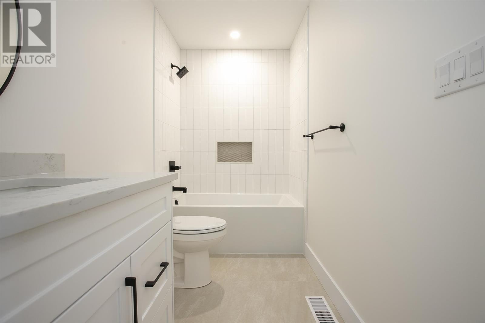 28 Noah Dr Property Photo 30