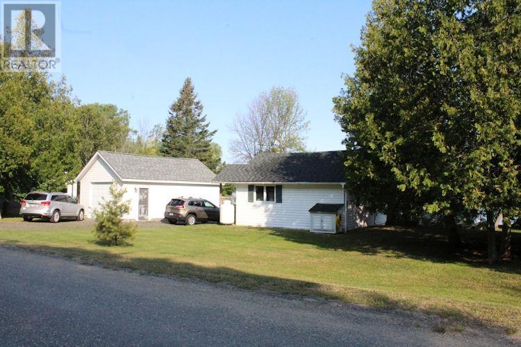 341 Leisure Bay Rd Property Photo 9