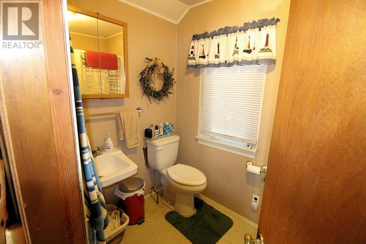 341 Leisure Bay Rd Property Photo 16