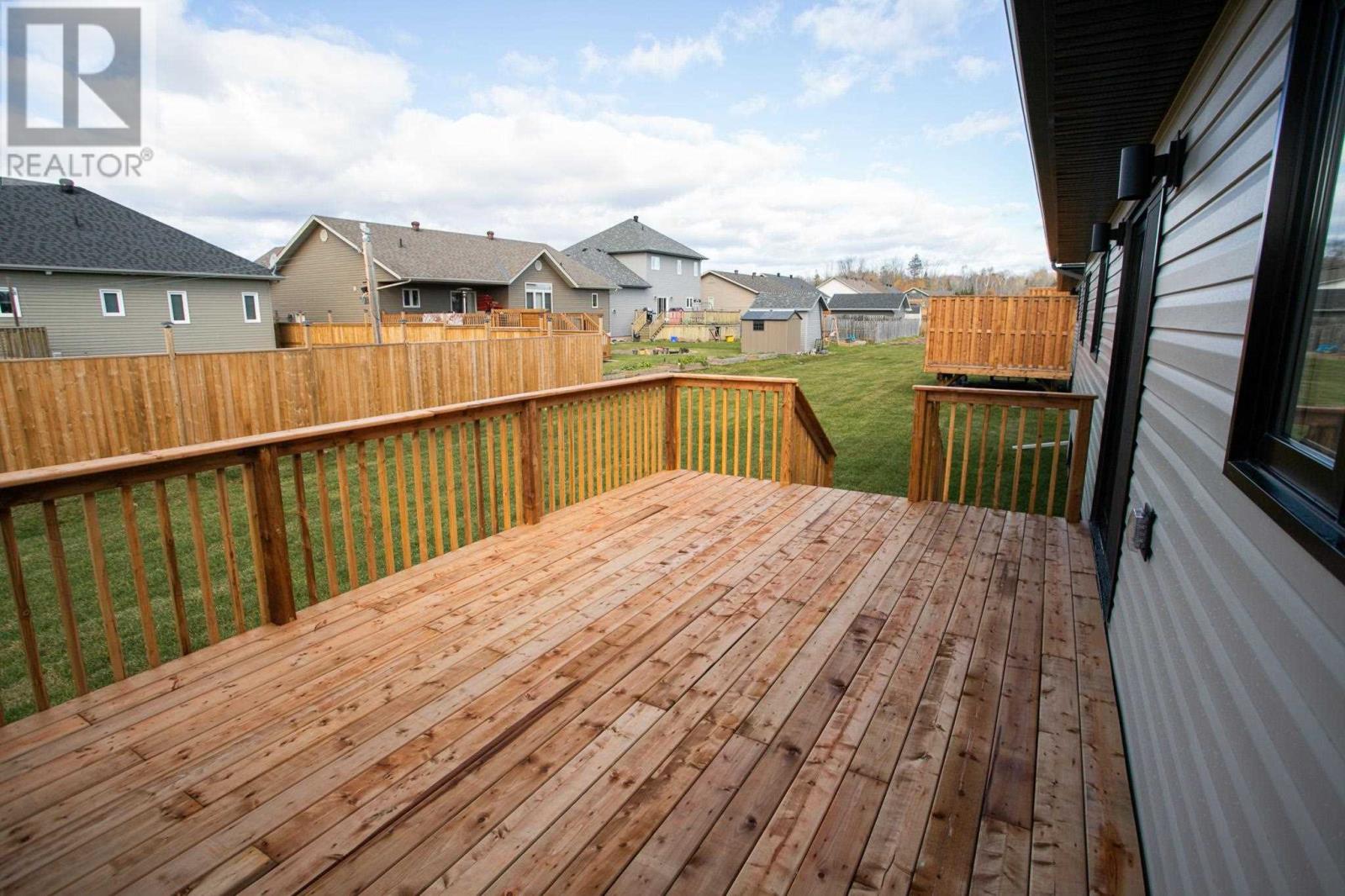 24 Noah Dr Property Photo 6