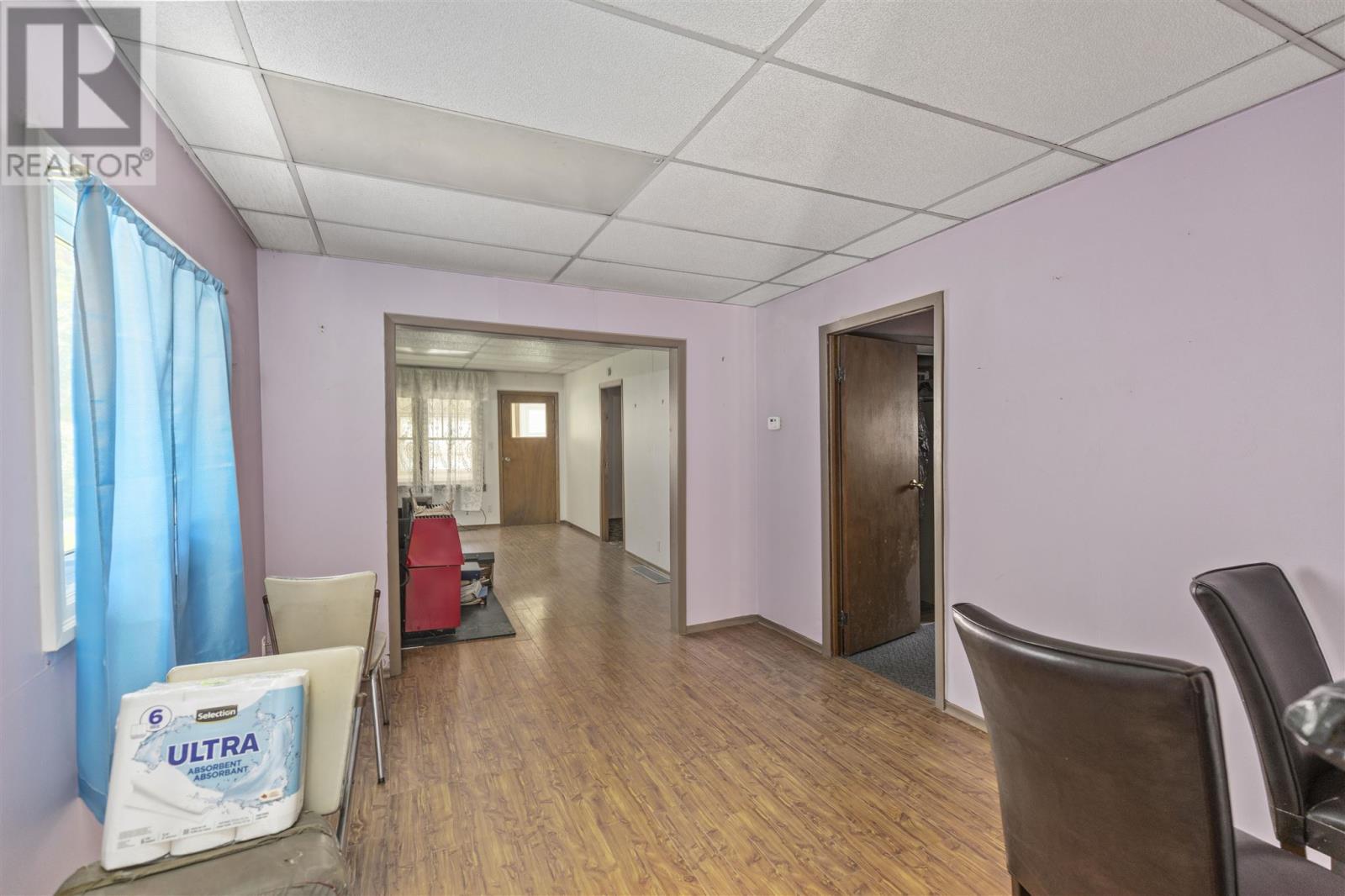 1532 Third Lin W Property Photo 20