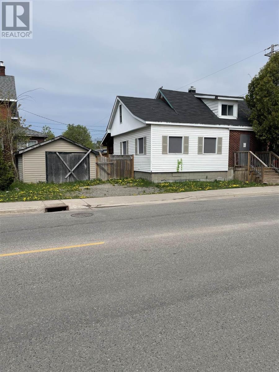 165 John St Property Photo 1