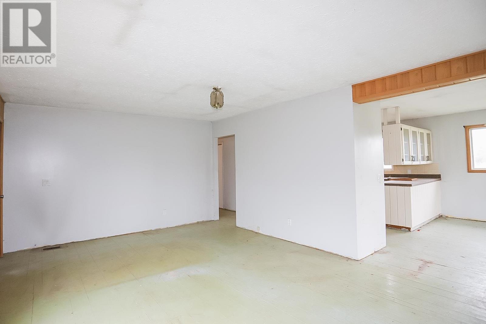2277 D Line Rd Property Photo 28