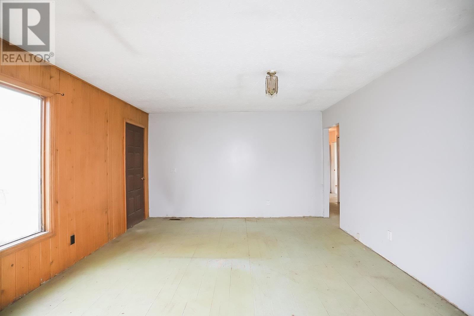 2277 D Line Rd Property Photo 32