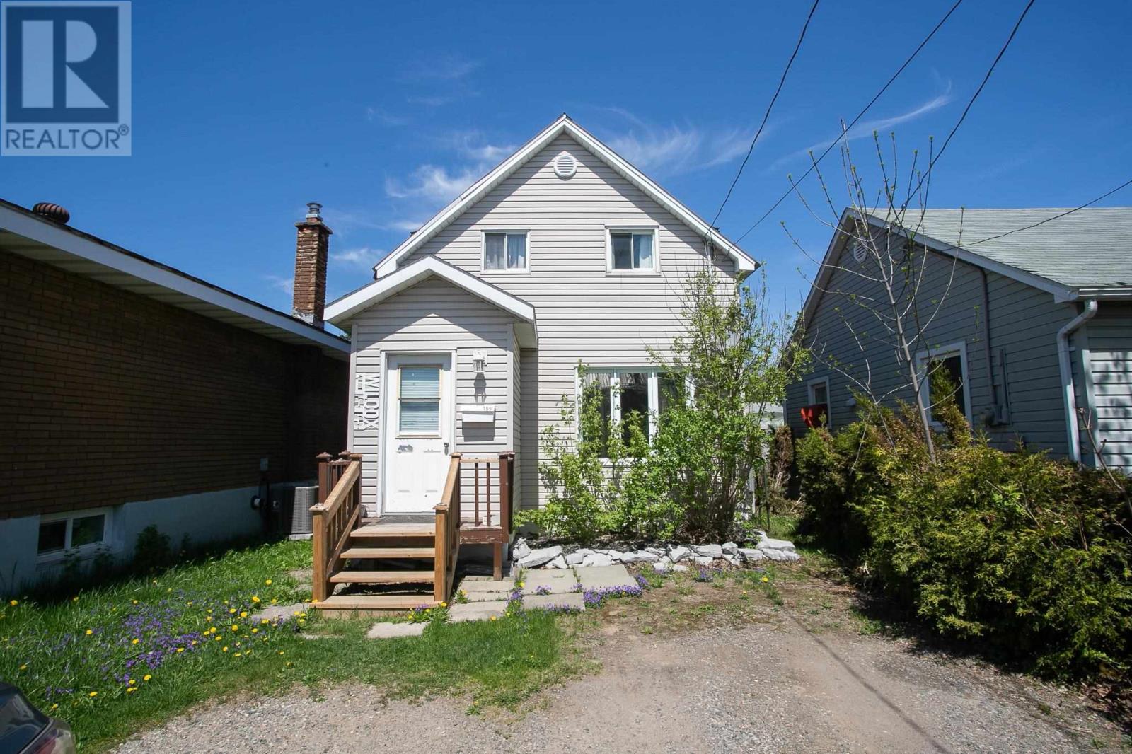 155 Wilcox Ave Property Photo 2