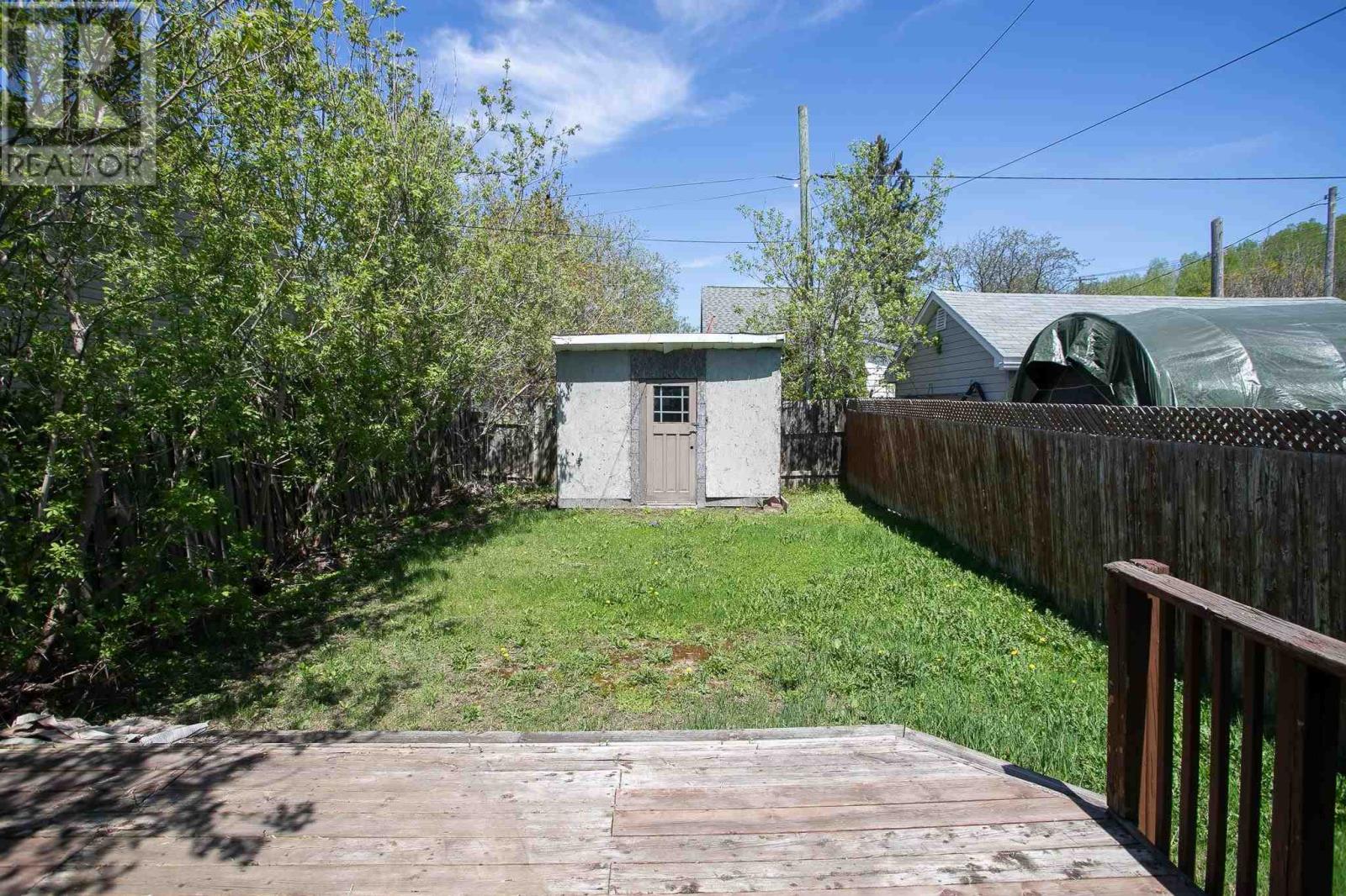 155 Wilcox Ave Property Photo 3