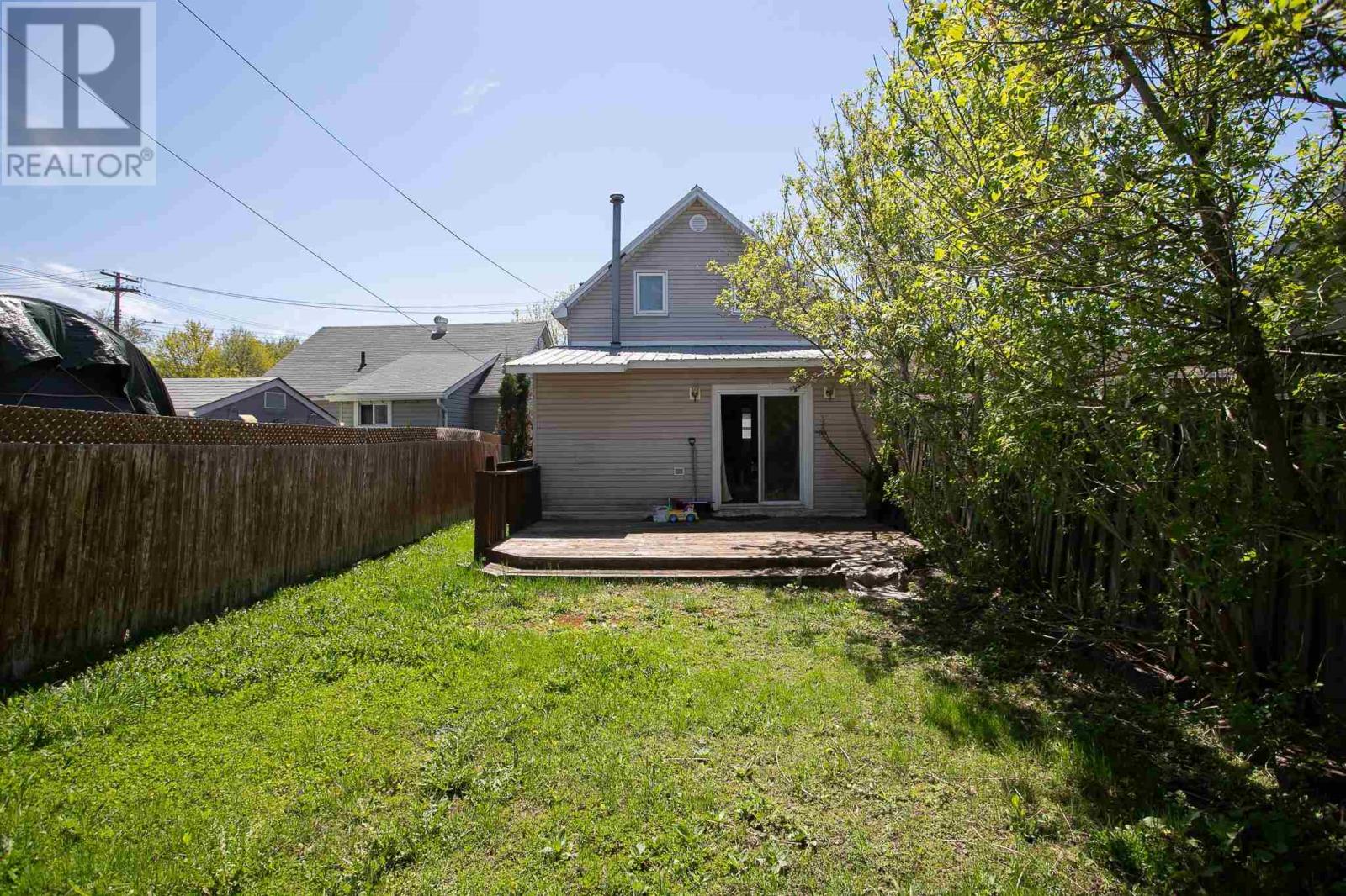 155 Wilcox Ave Property Photo 5