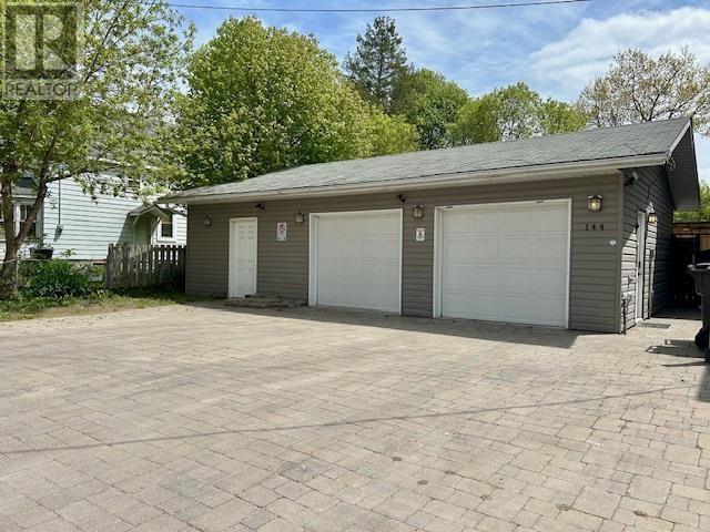 144 Church St Property Photo 3