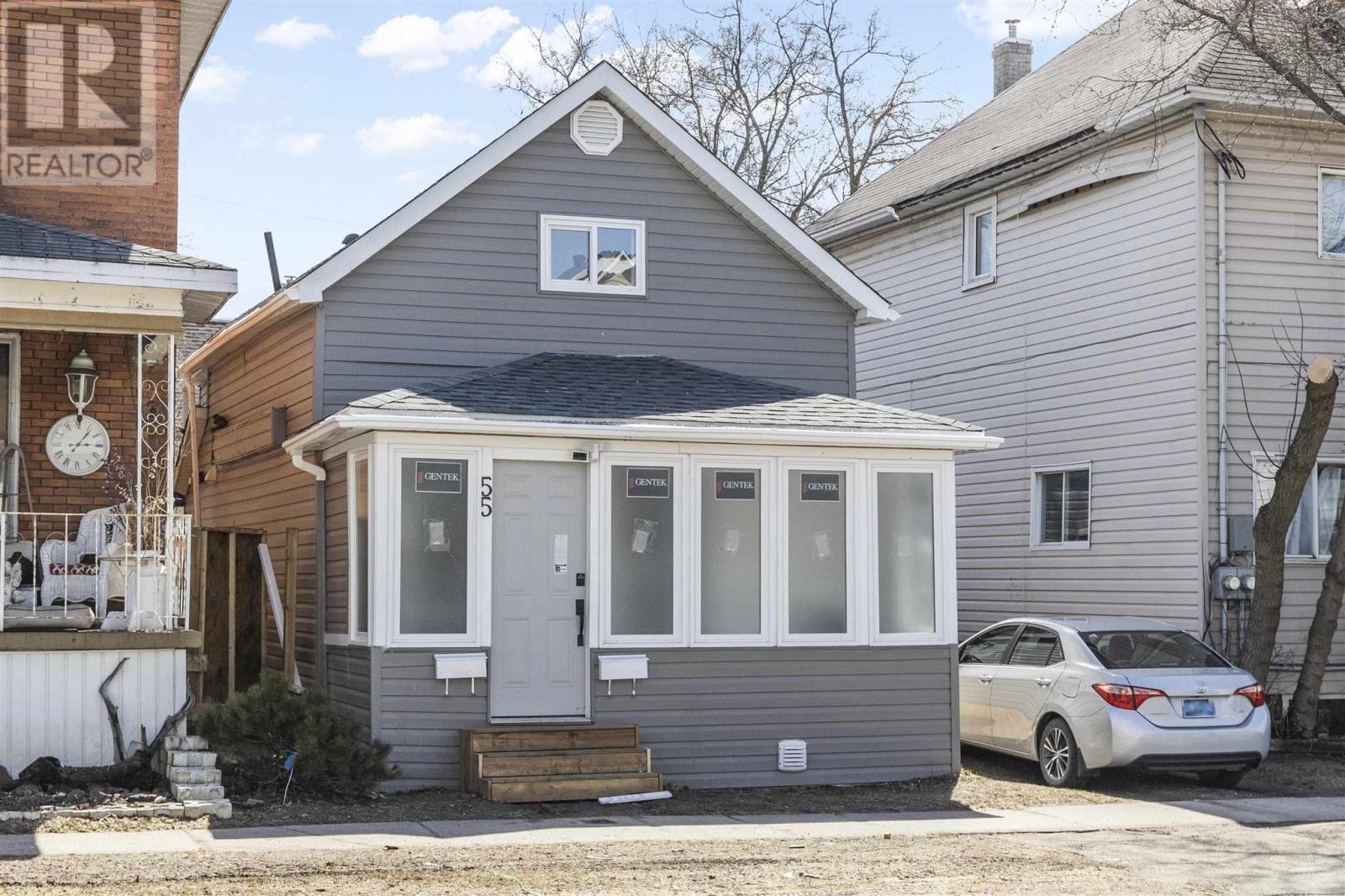 55 Cathcart ST Property Photo 1
