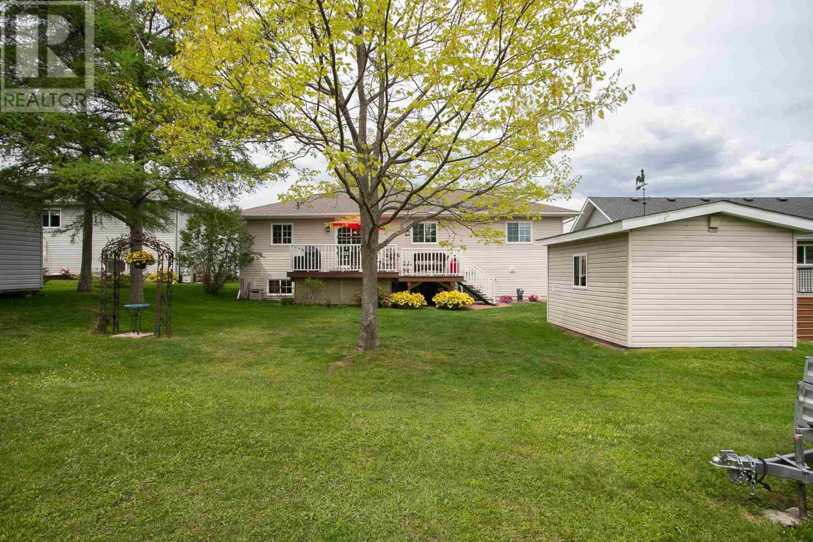 236 Millcreek Dr Property Photo 7