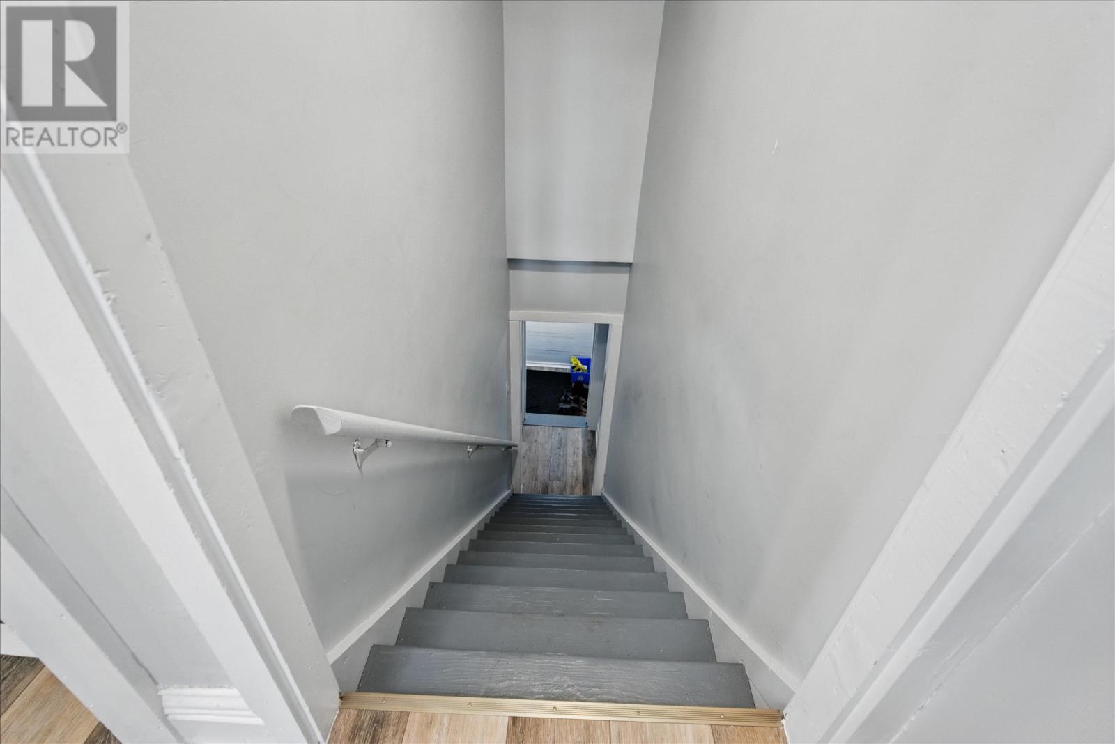 183 Albert St E Property Photo 24