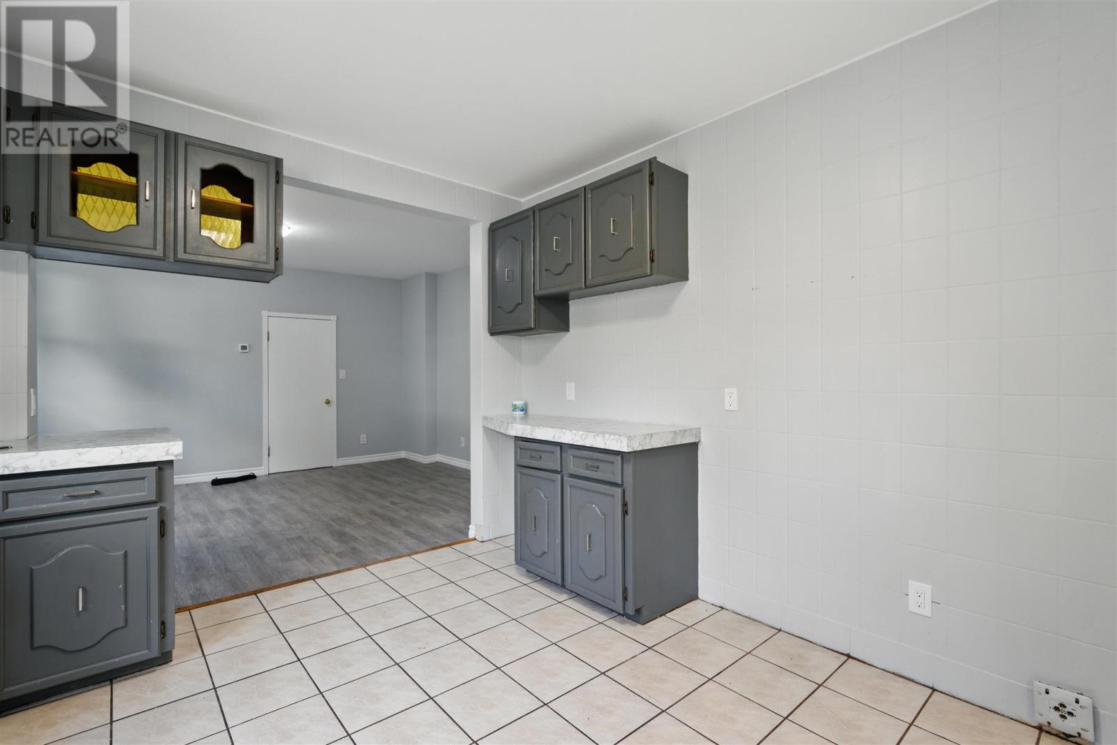 183 Albert St E Property Photo 28