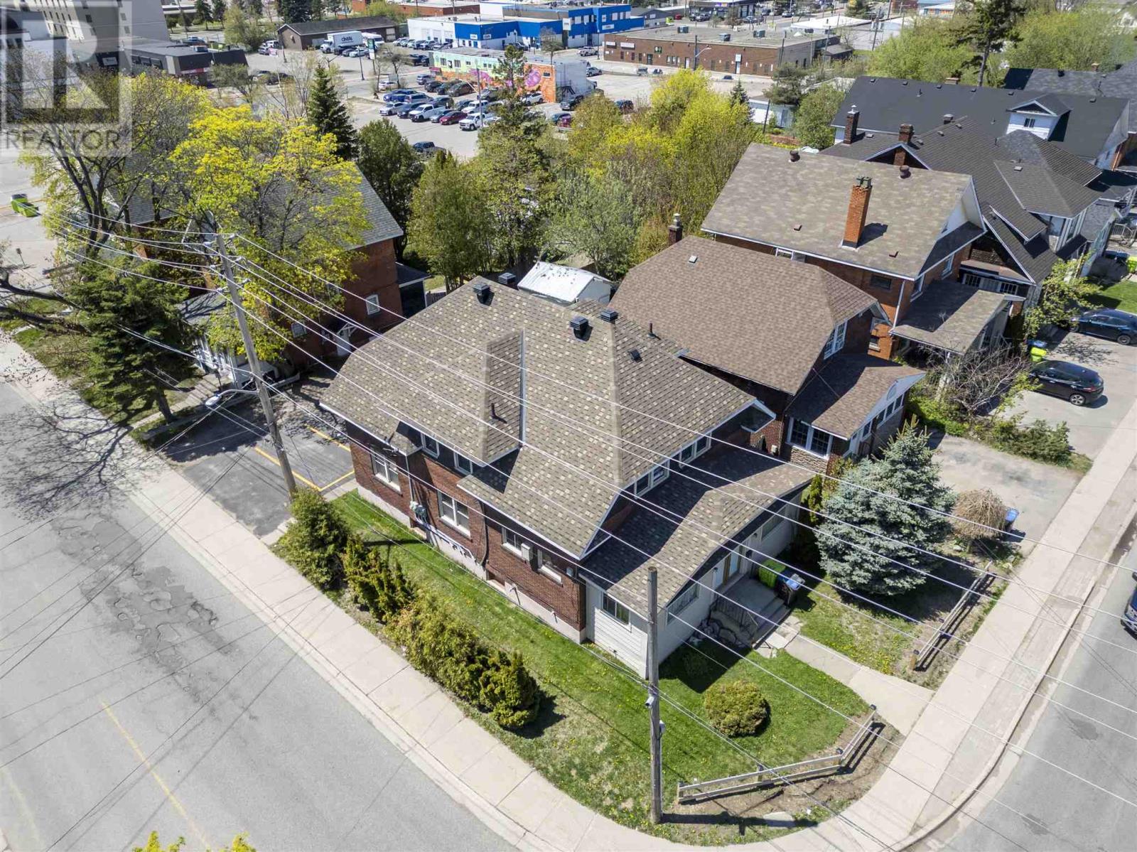 183 Albert St E Property Photo 40