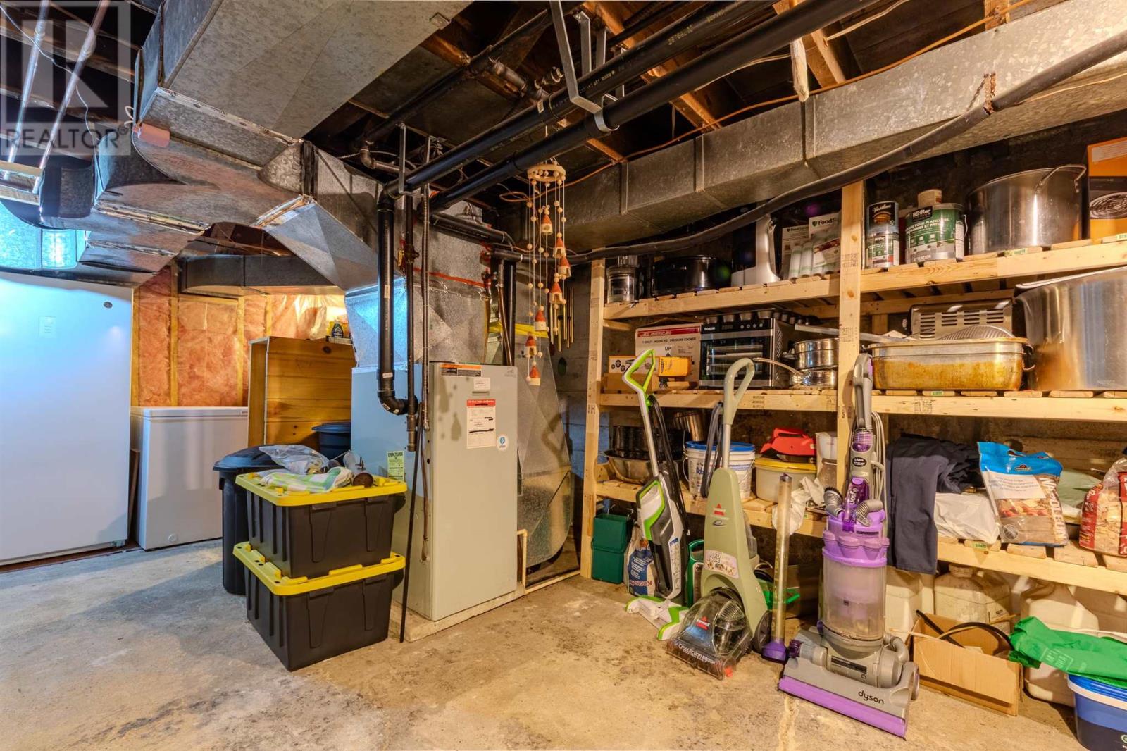 776 Second Line W Property Photo 39