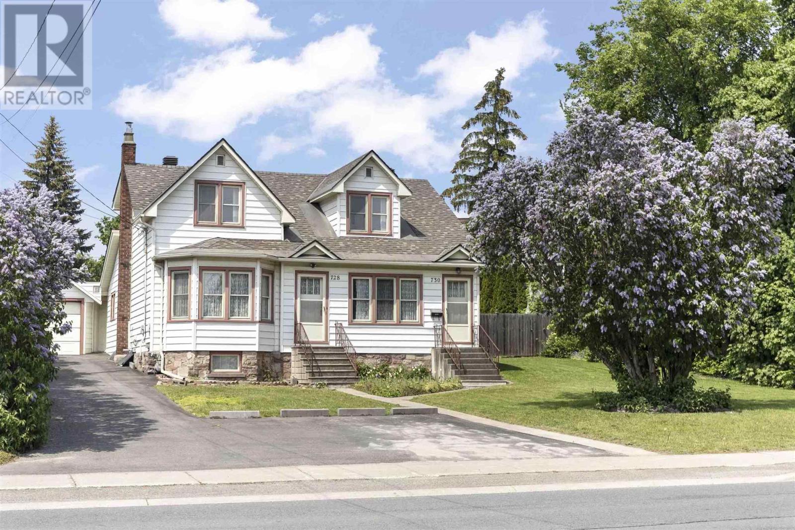 728-730 Wellington St E Property Photo 1