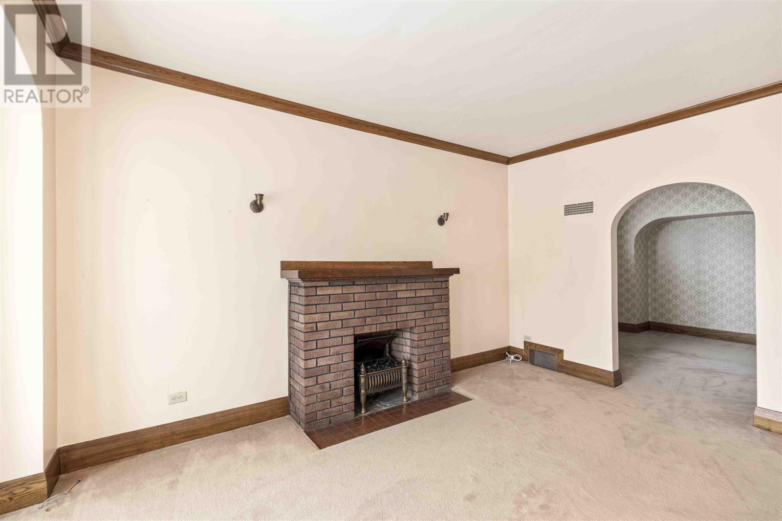 728-730 Wellington St E Property Photo 10