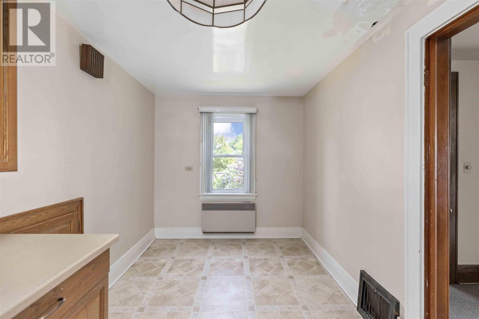 728-730 Wellington St E Property Photo 29