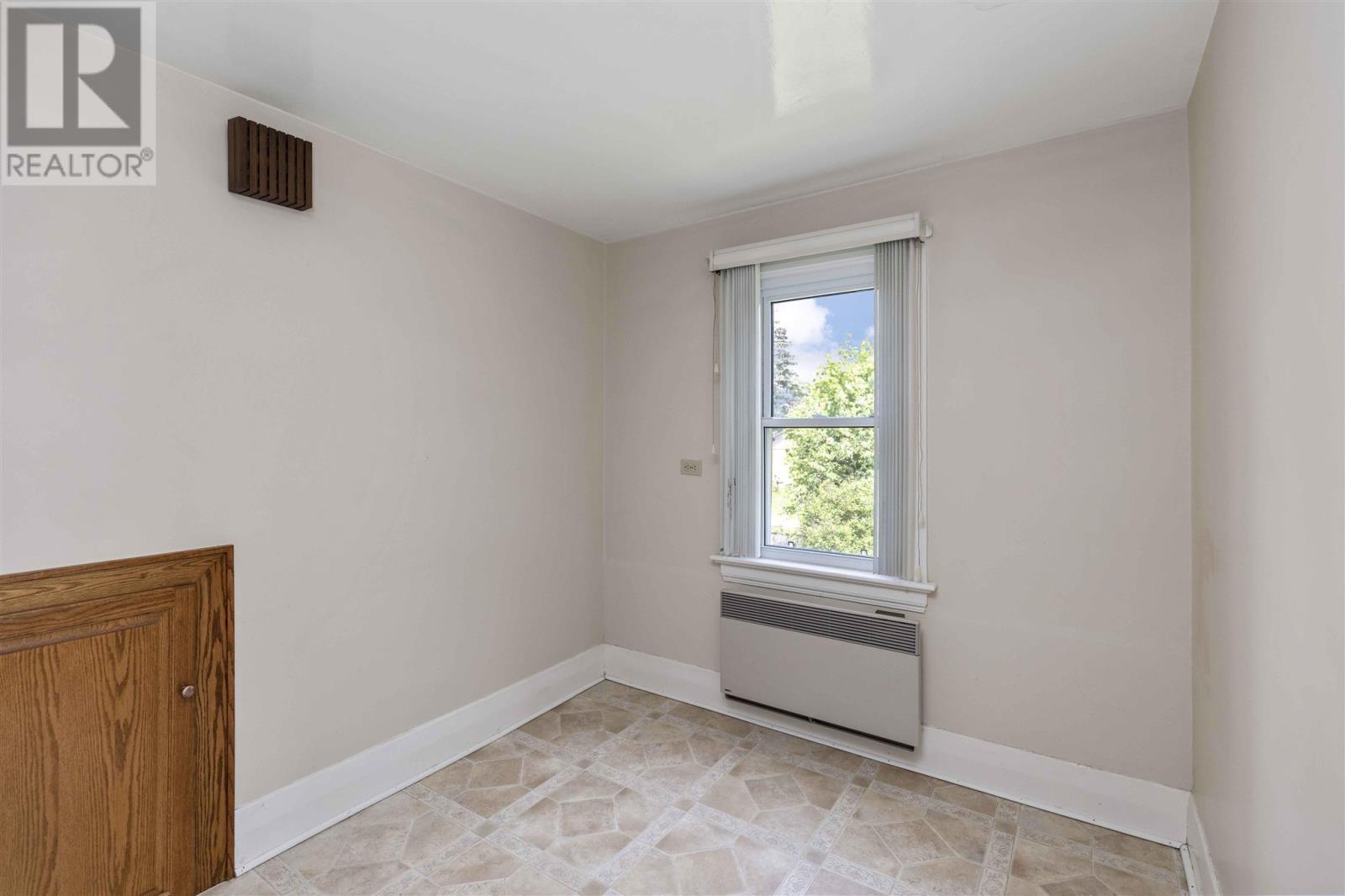 728-730 Wellington St E Property Photo 30