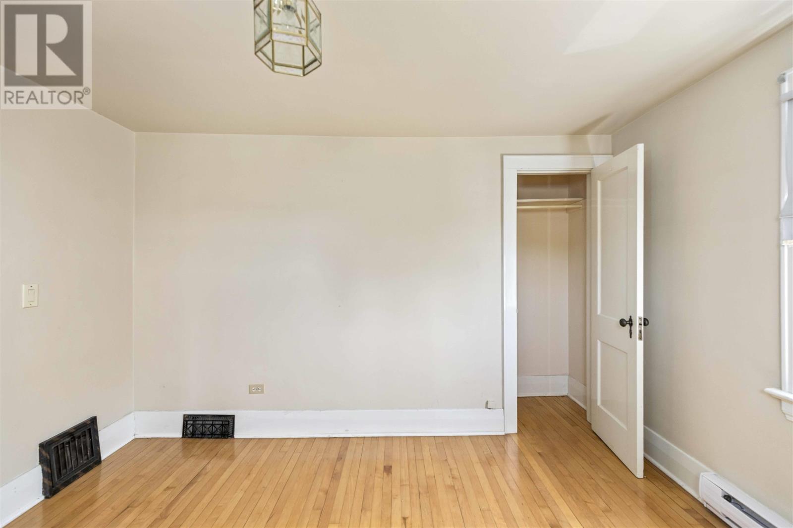 728-730 Wellington St E Property Photo 36