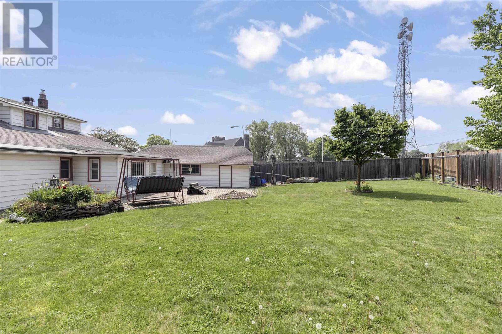 728-730 Wellington St E Property Photo 45