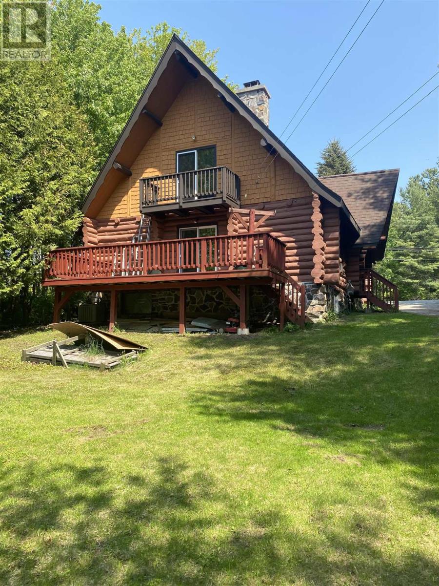 273 Woodward Ave Property Photo 1