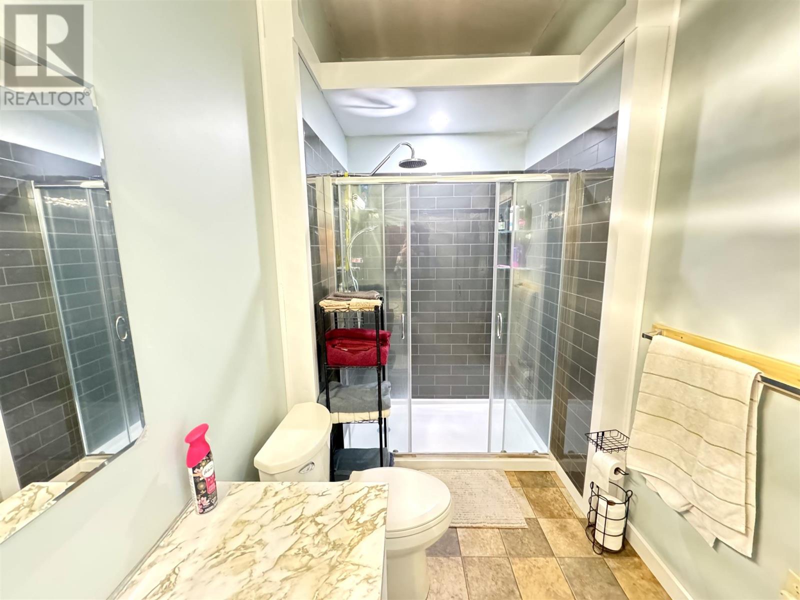 323 Hardy Ave Property Photo 15