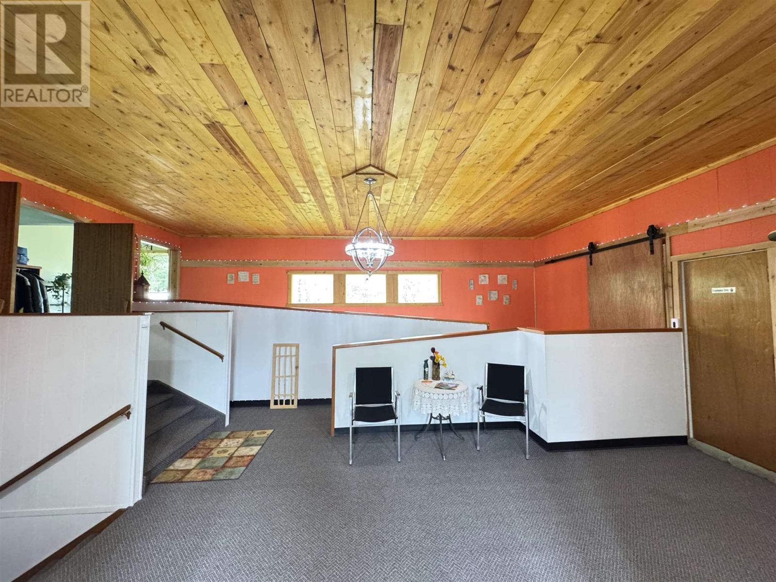 323 Hardy Ave Property Photo 25