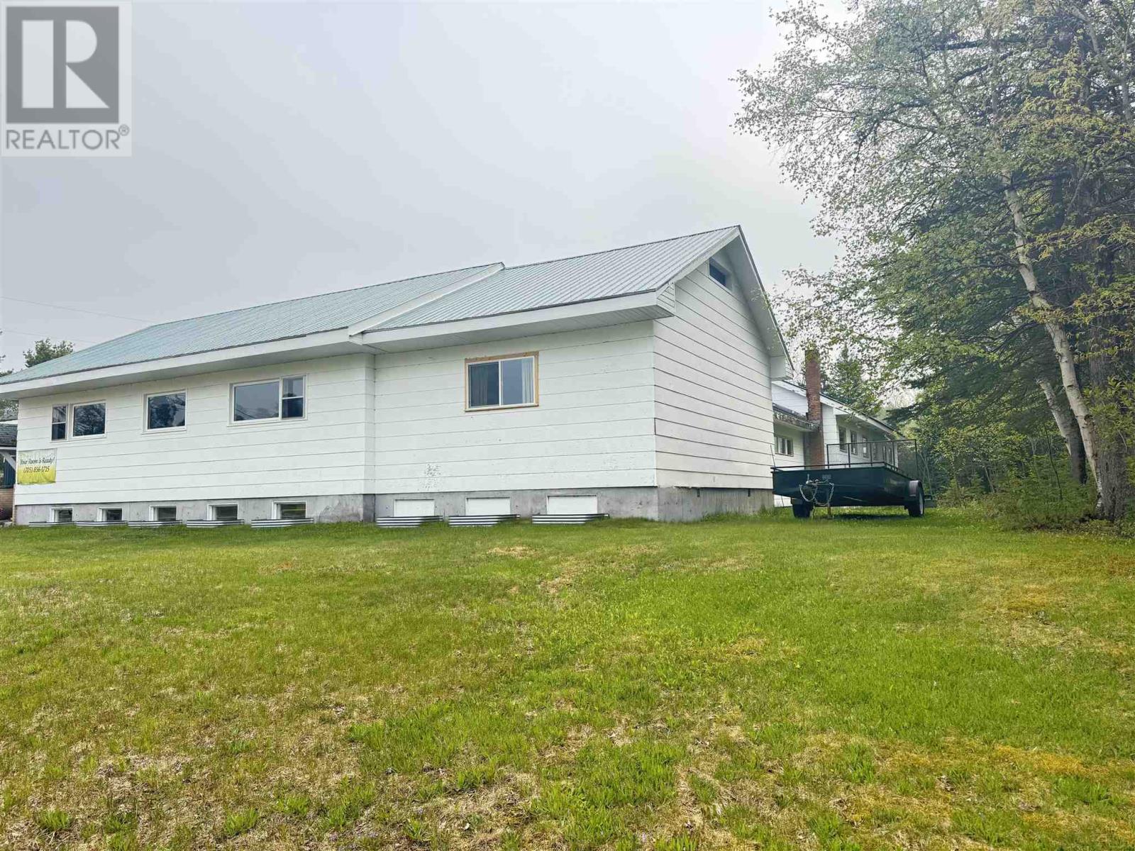 323 Hardy Ave Property Photo 33