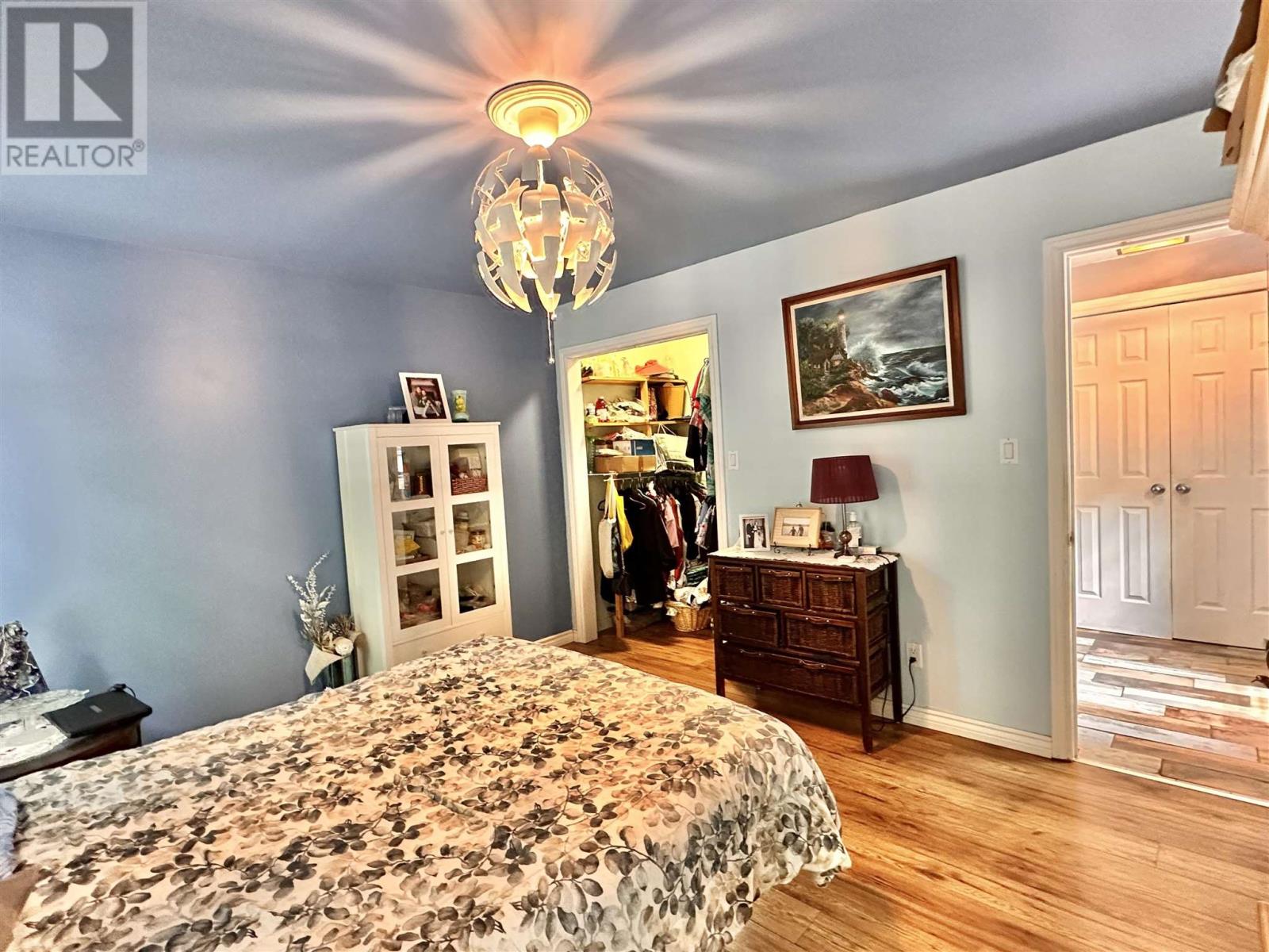 884 Dunlop Shores Rd Property Photo 18