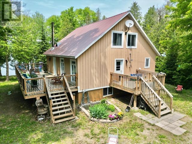 884 Dunlop Shores Rd Property Photo 38