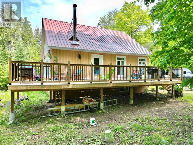 884 Dunlop Shores Rd Property Photo 40