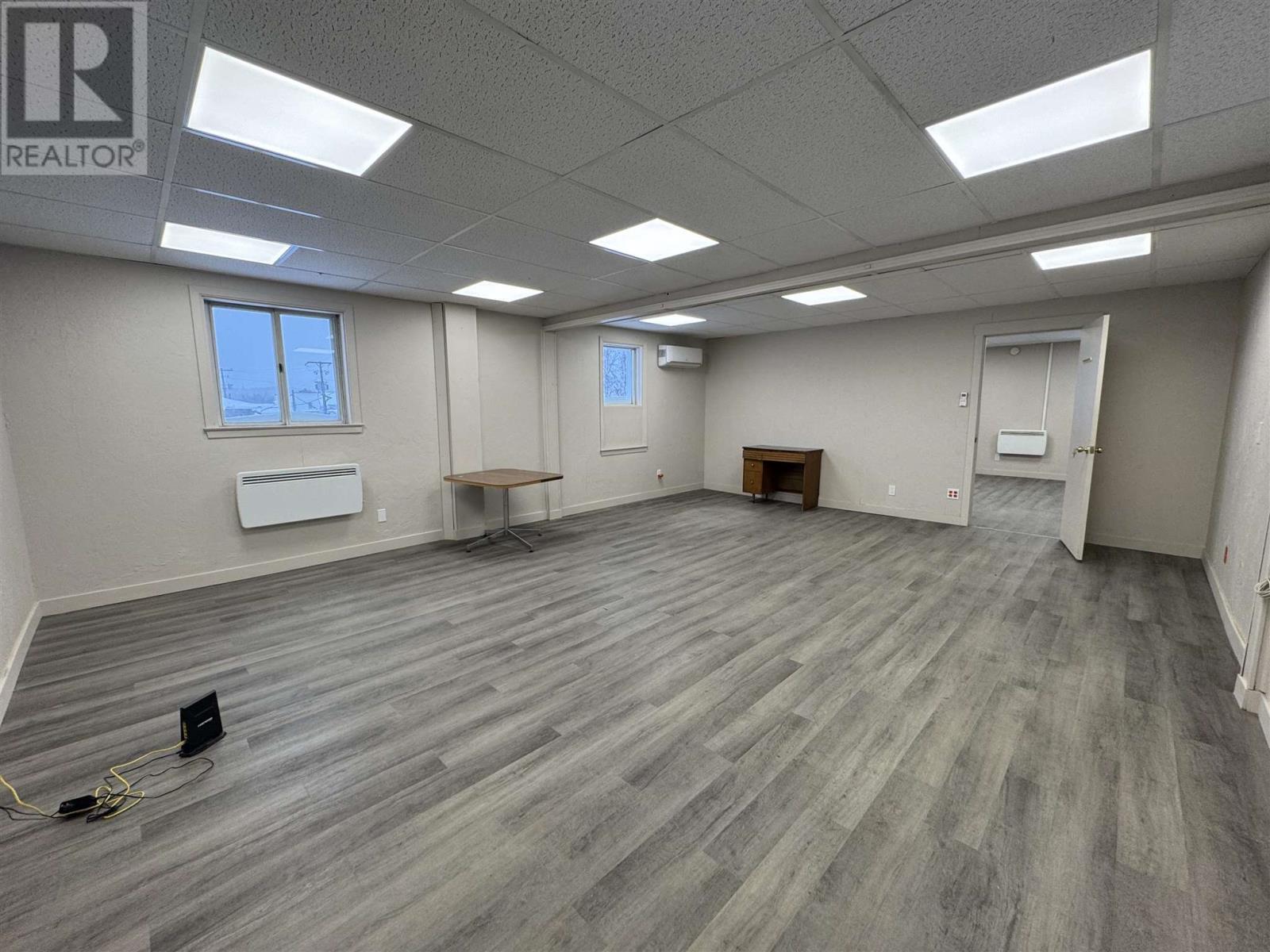 34 Birch St E # 2 Property Photo 3