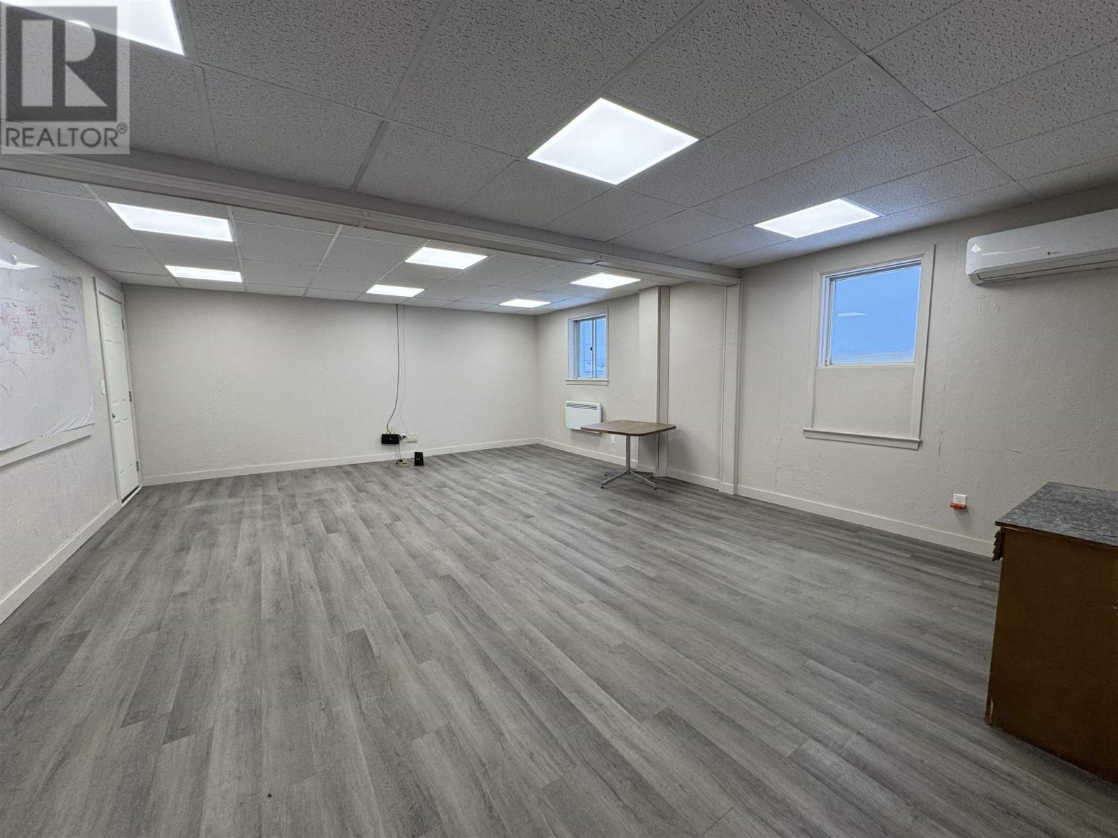 34 Birch St E # 2 Property Photo 4