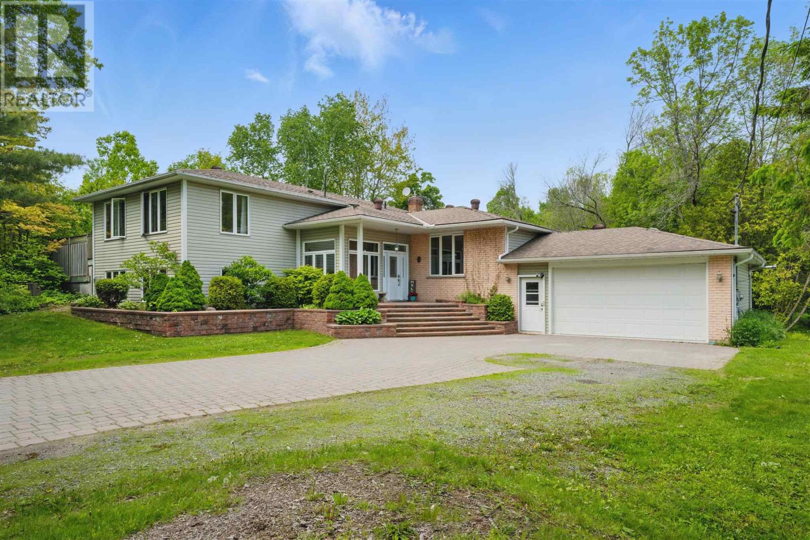 13 Marine DR