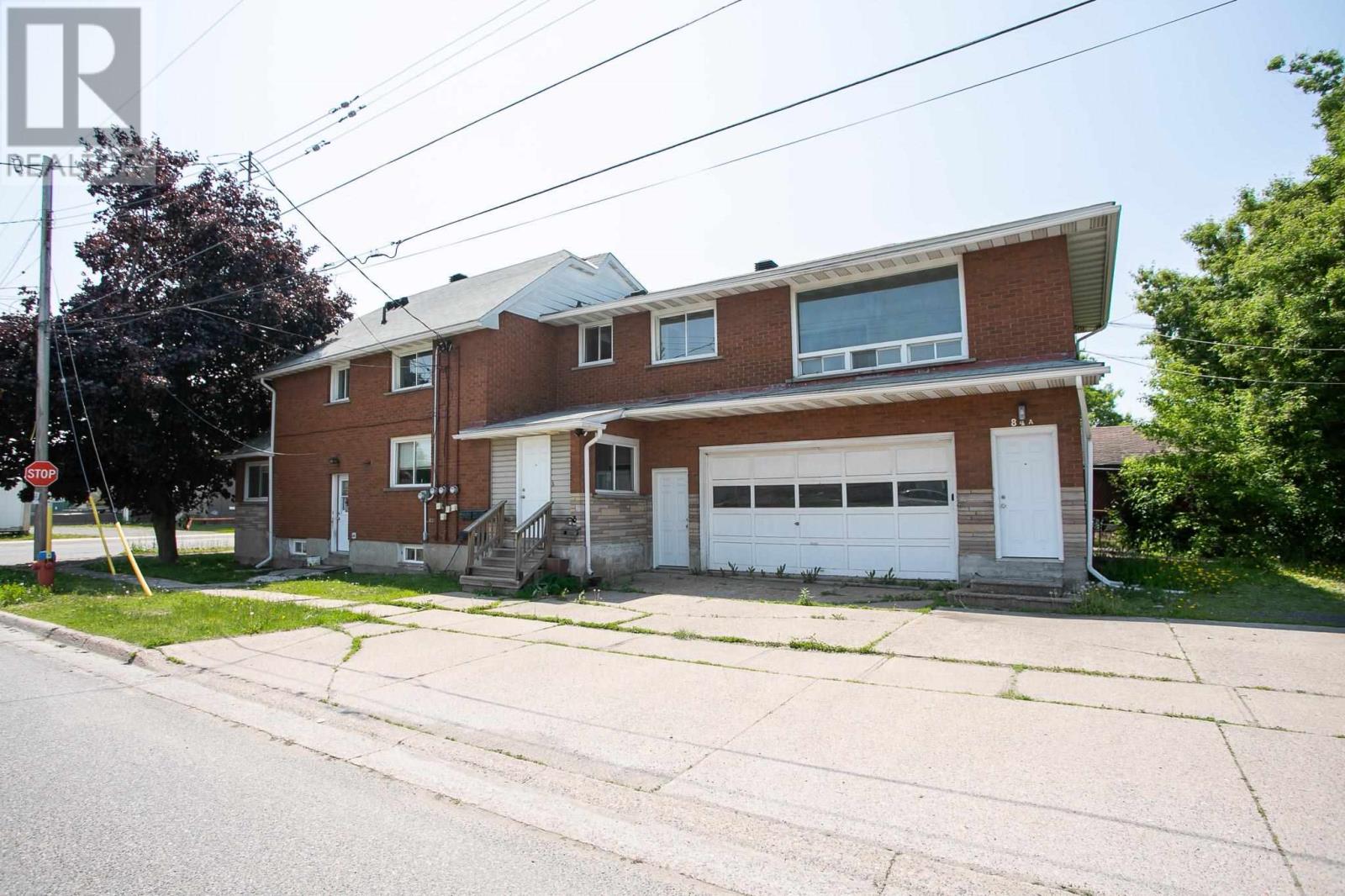 84 Wallace TER Property Photo 1