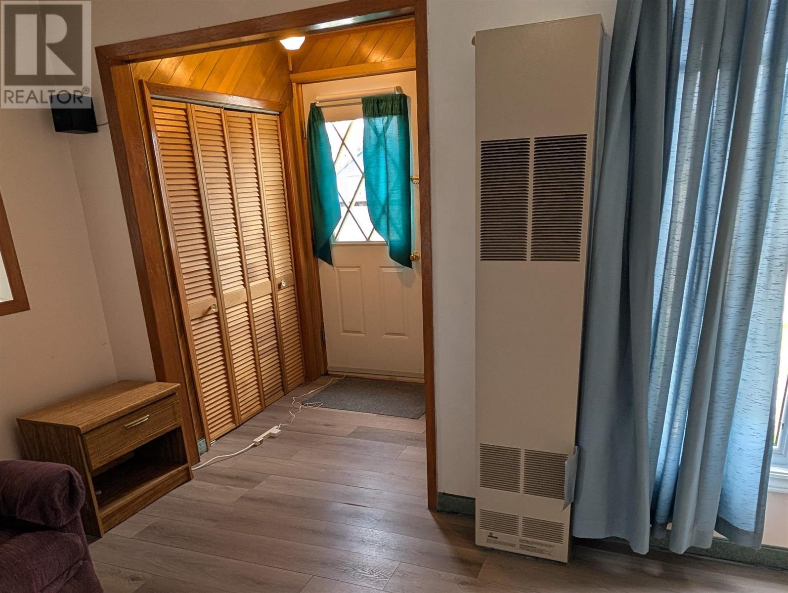 61 Third Ave Property Photo 9