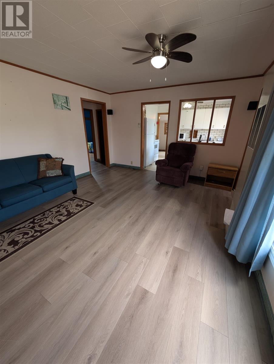 61 Third Ave Property Photo 11