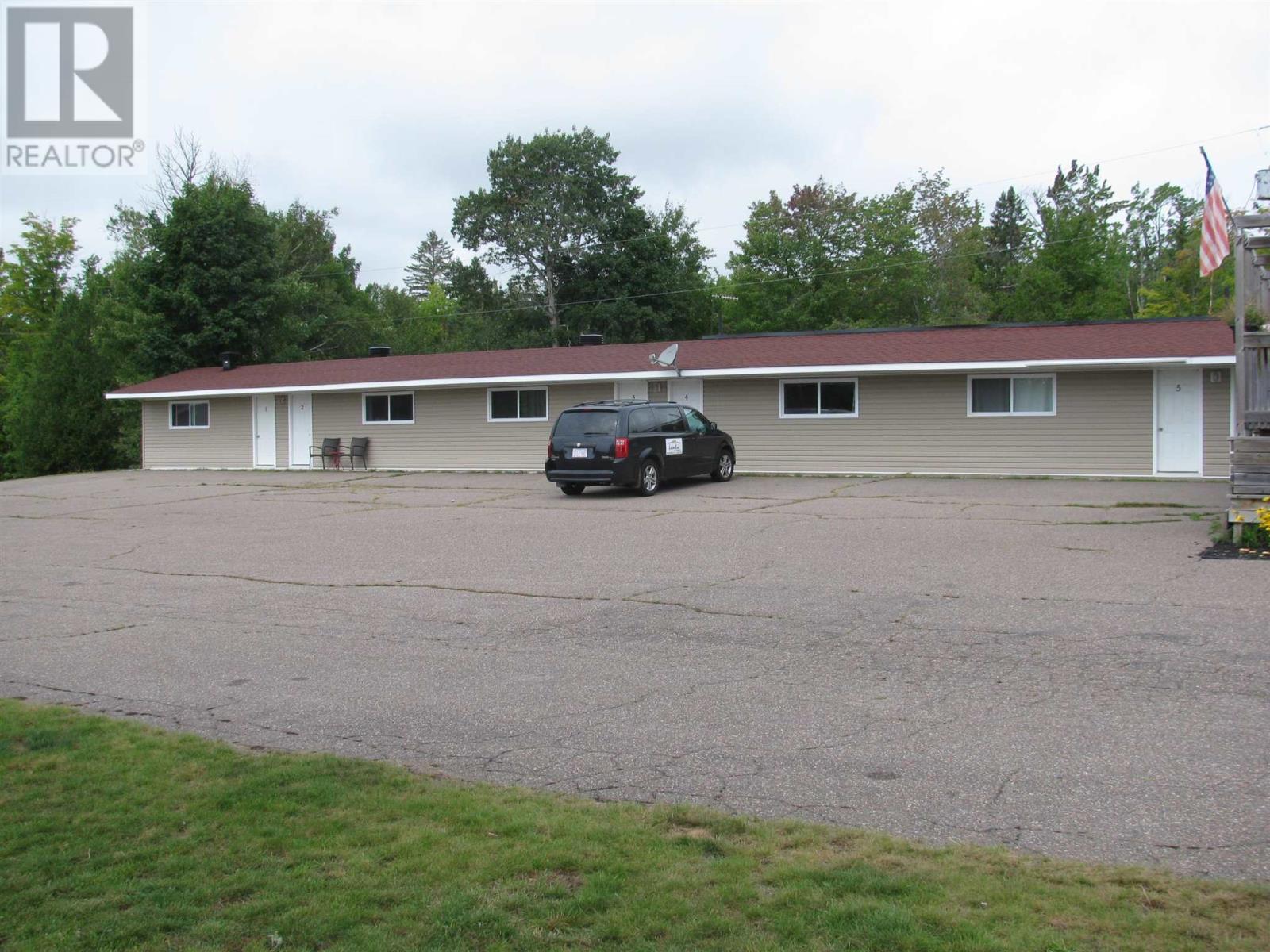1104 Highway 17 North Property Photo 7
