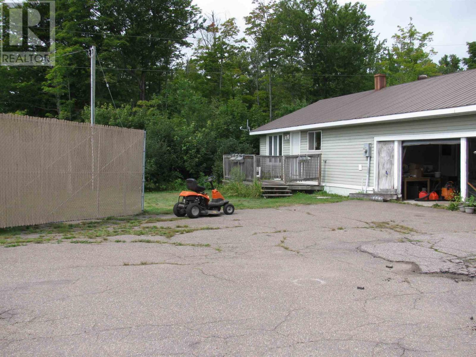 1104 Highway 17 North Property Photo 10