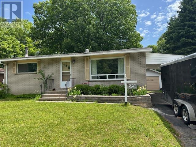 826 Pine ST Property Photo 1