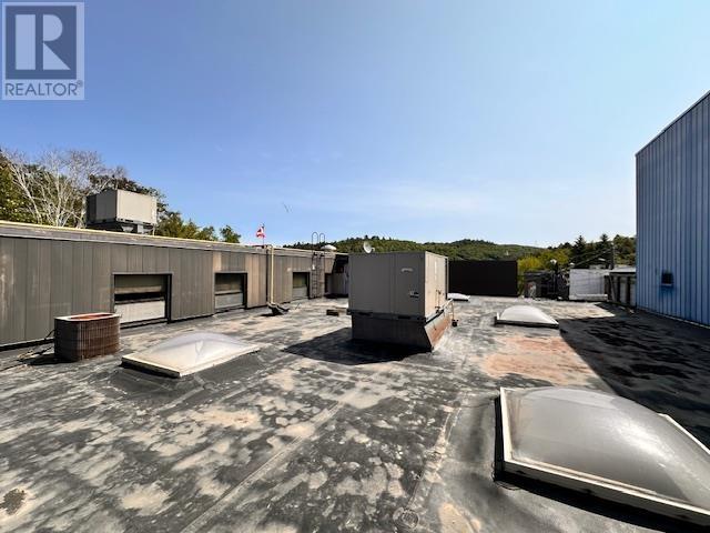 2 Veteran's Way Property Photo 44