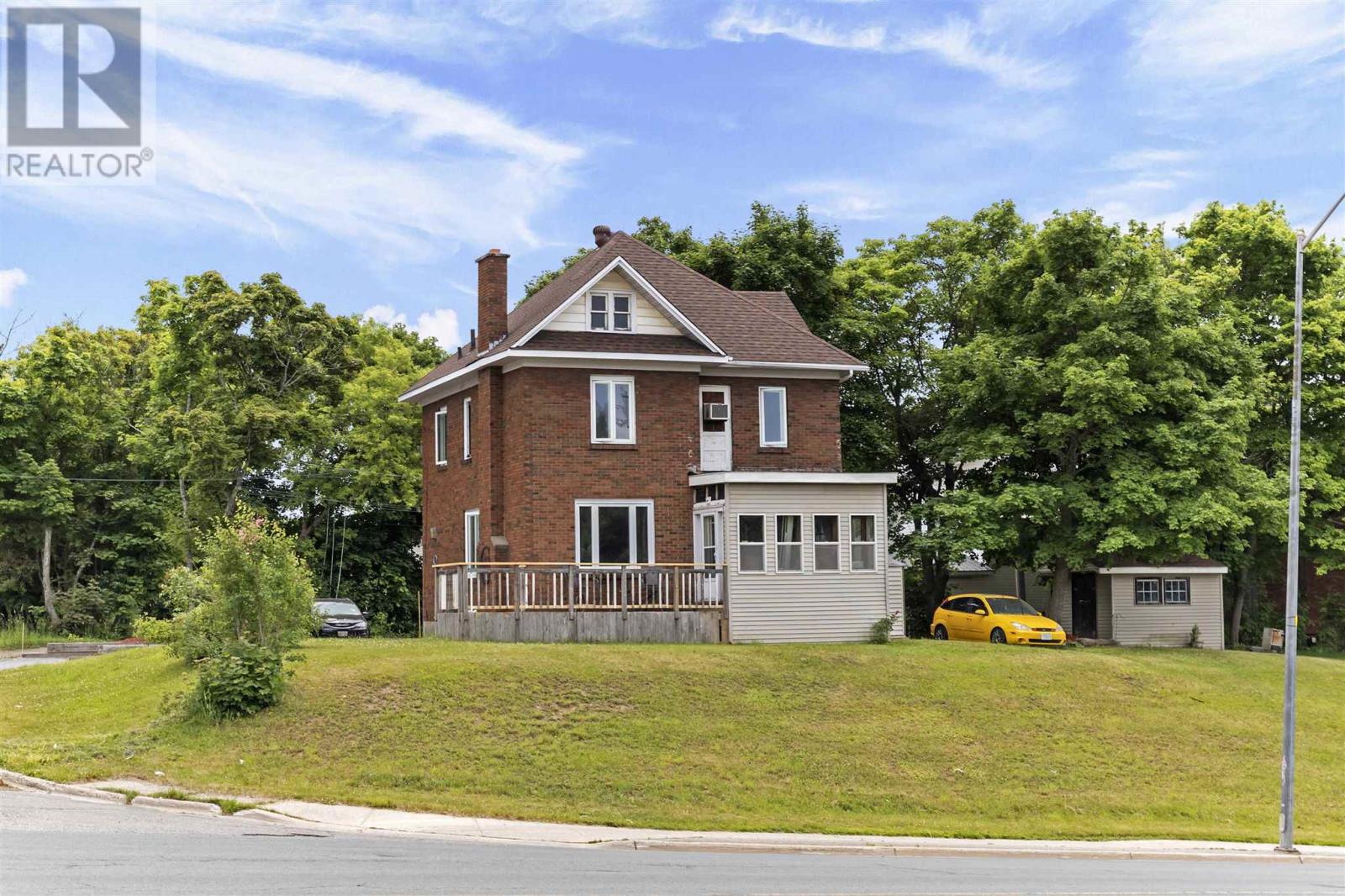 58 Lansdowne AVE Property Photo 1