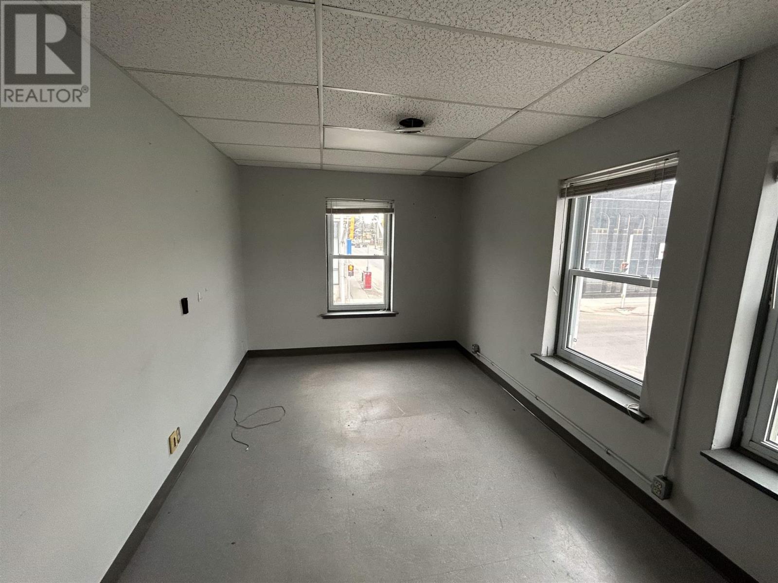 557 Queen St E # 201 Property Photo 6